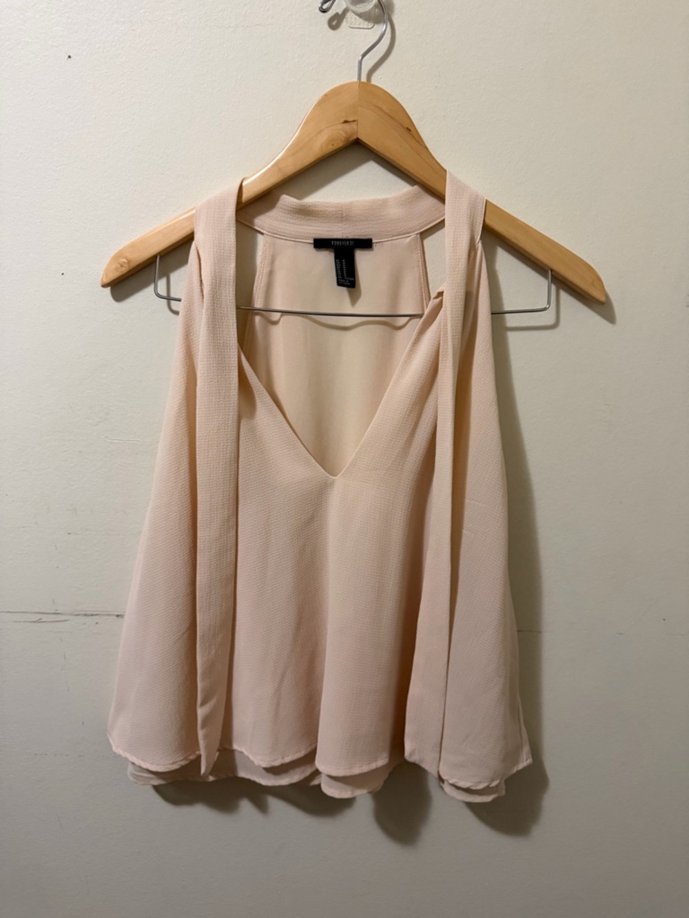 Forever 21 Light Blush V-Neck Chiffon Camisole